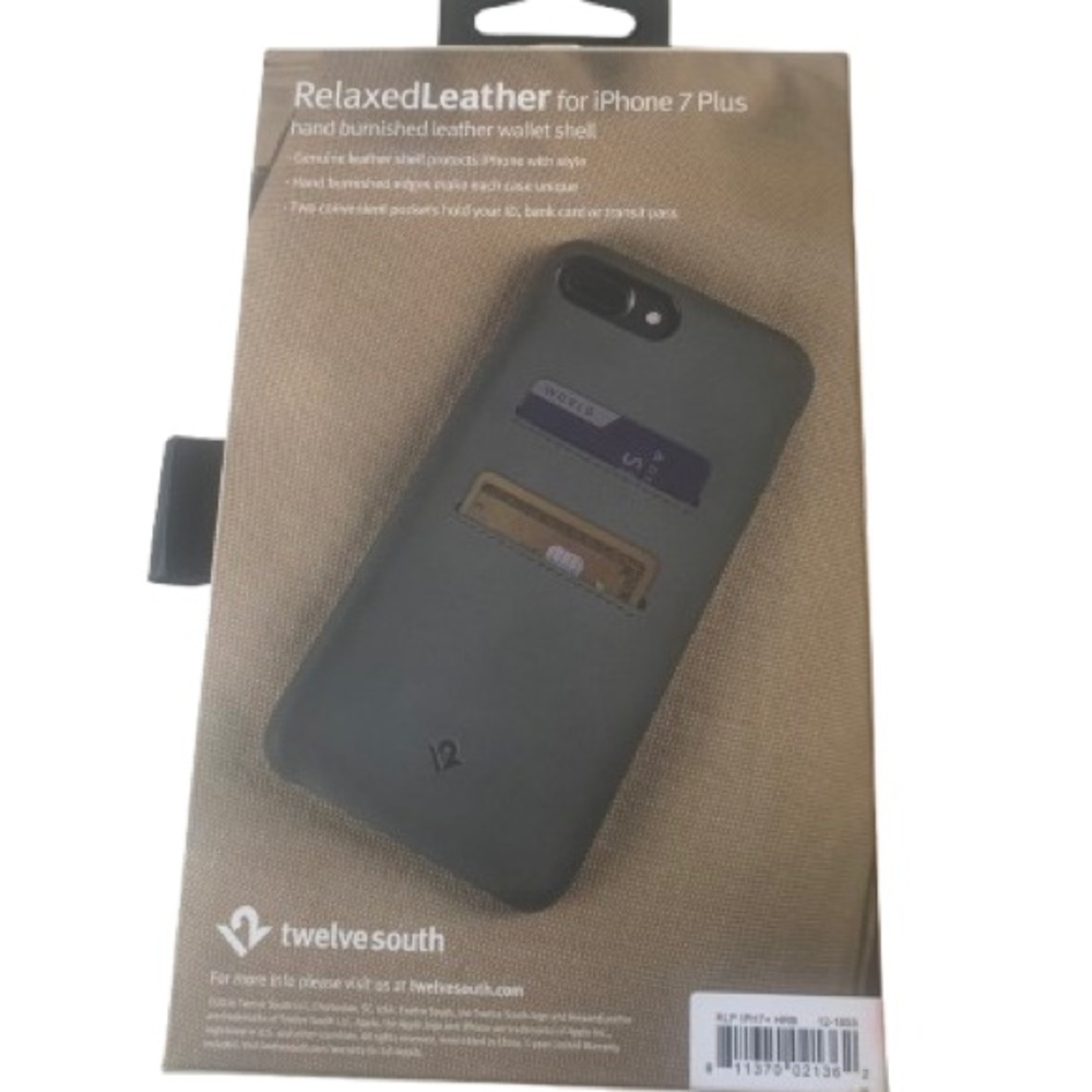 💛 NEW IPhone 7+ Leather Cover
